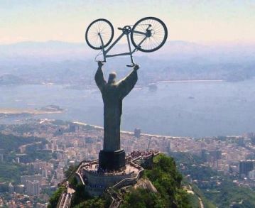 cristo con bici a rio